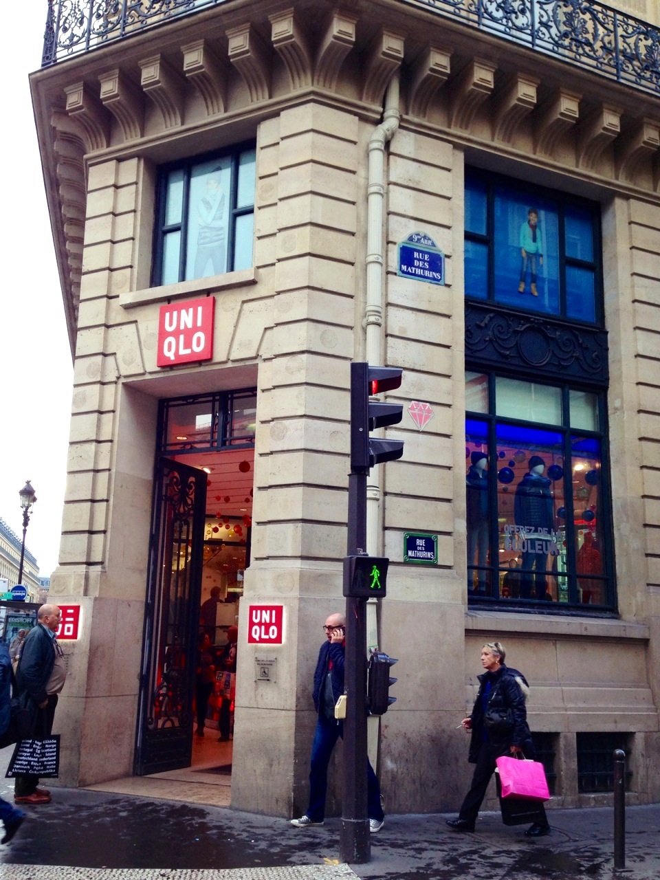 UNIQLO  Paris